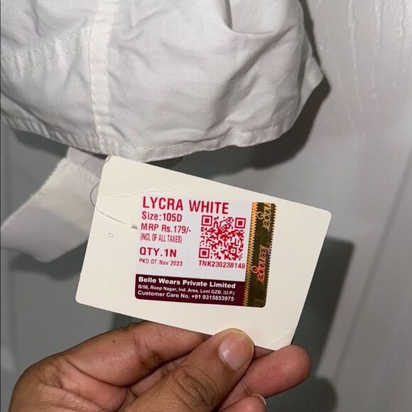 Womens White Full Coverage Bra with Wide elastic Straps 42 D NWT - Picture 3 of 7